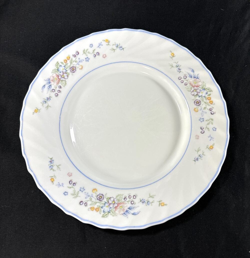 Vintage Arcopal France Victoria Floral Dinner Plate 9.5” Milk Glass Blue Trim